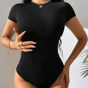 Body sesgado corto
